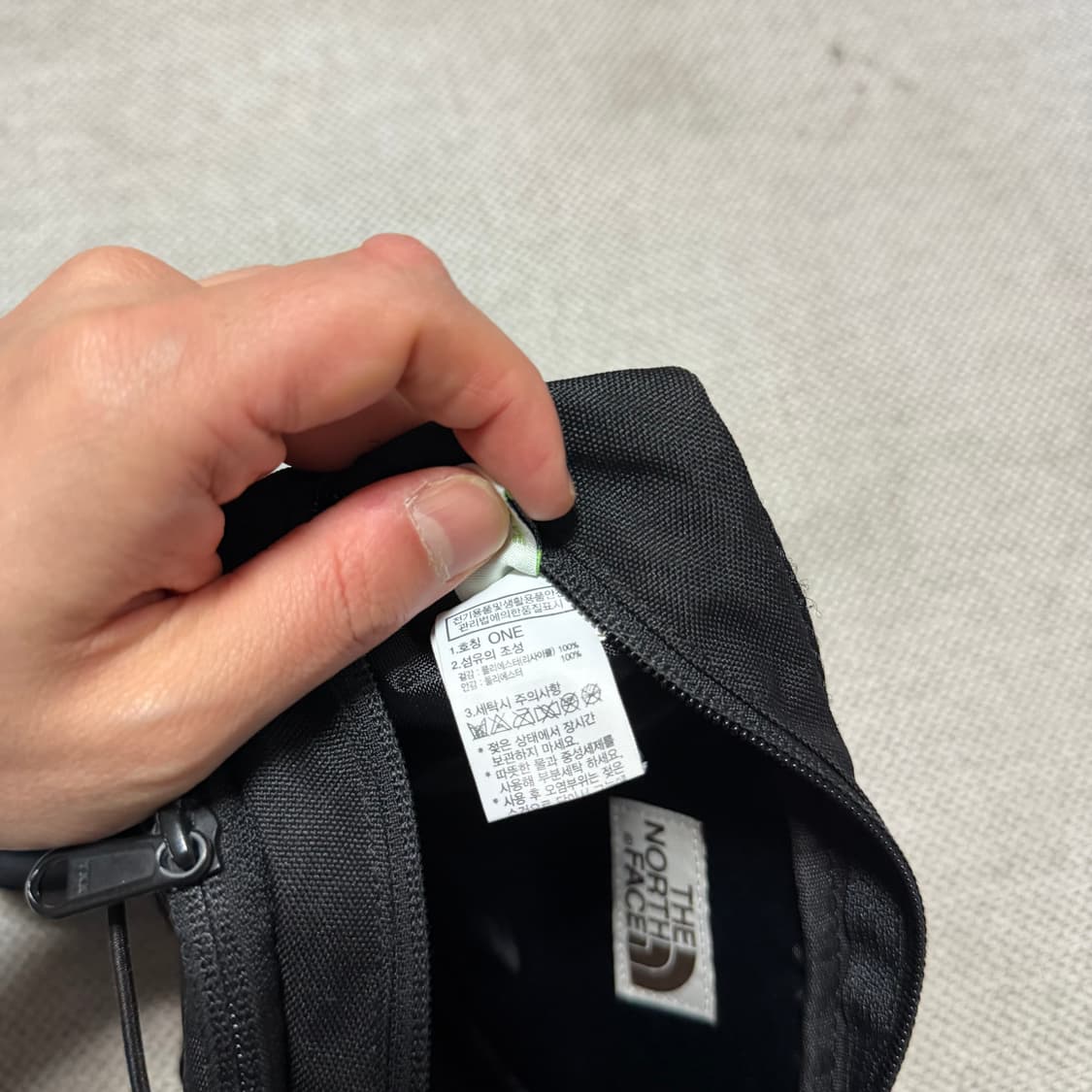 노스페이스 화이트라벨 블랙 웨이스트백 상품이미지5