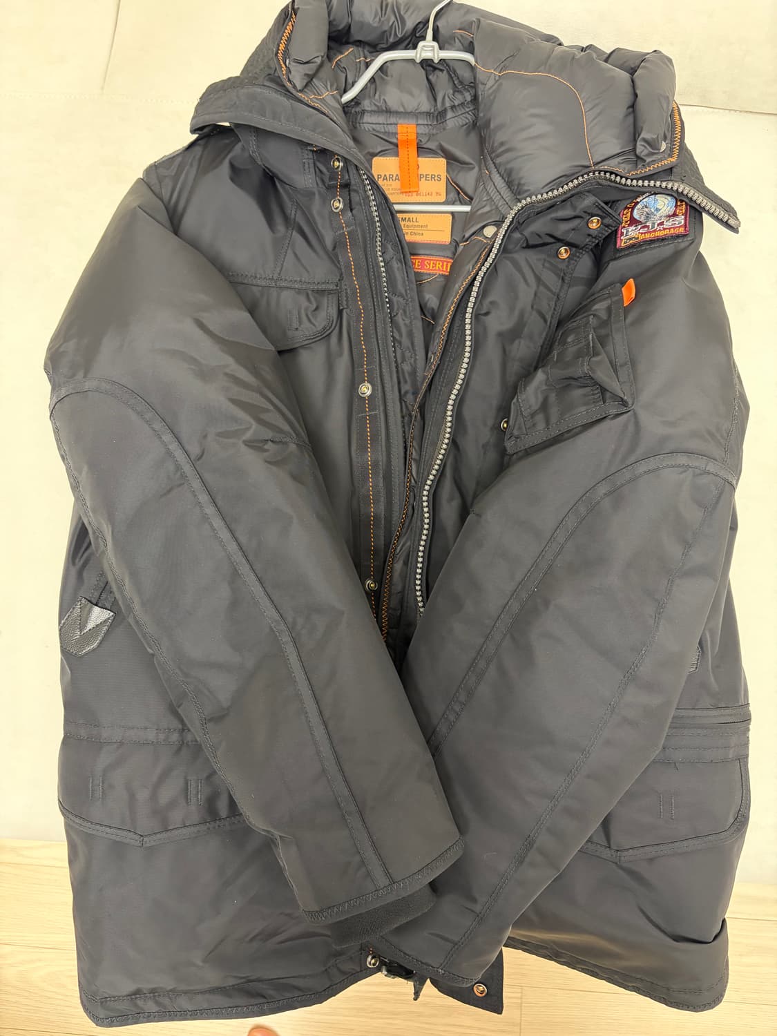 파라점퍼스 라이트 핸드 블랙 S사이즈 새상품급 상품이미지1