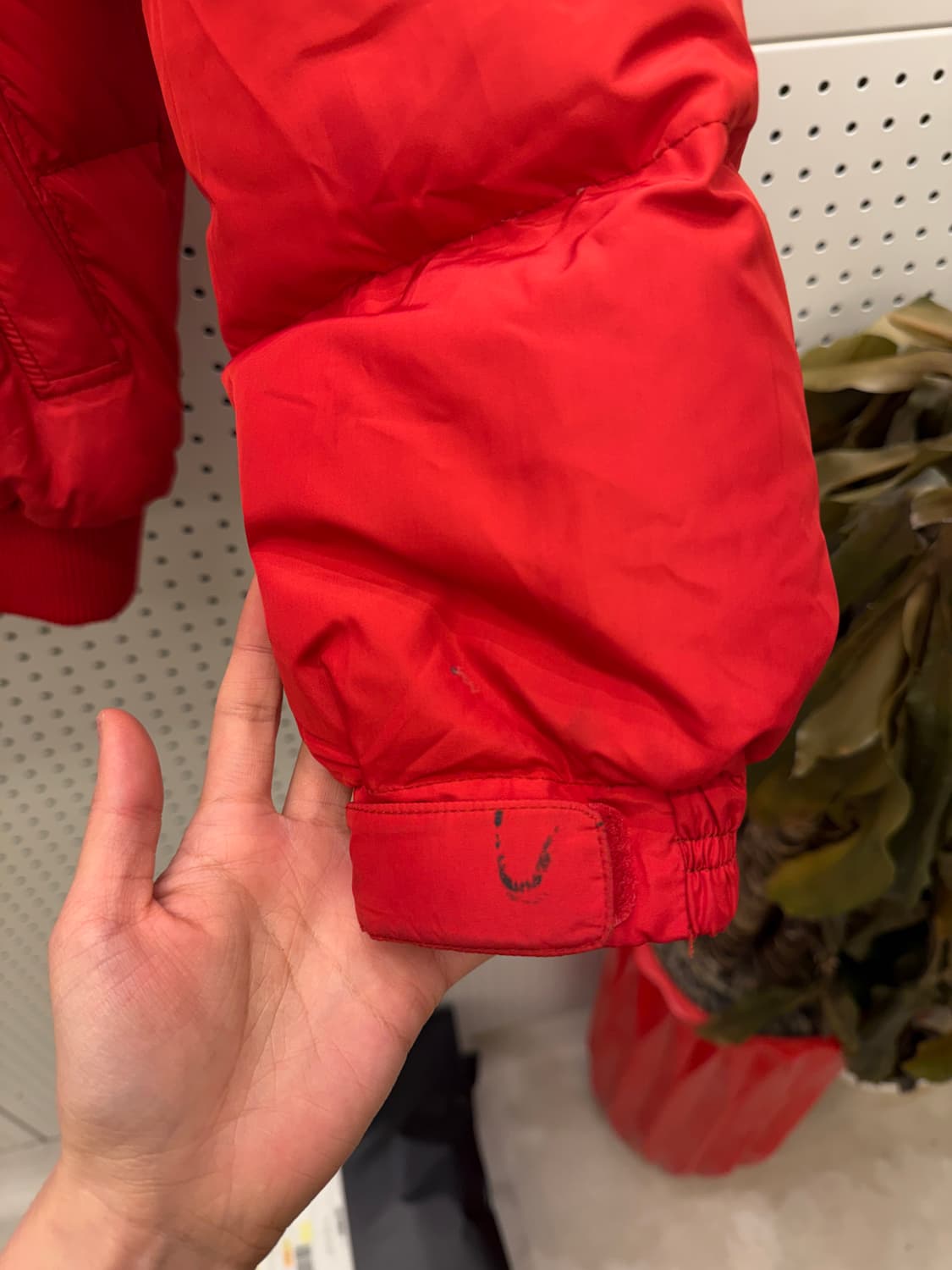 미스치프 빅로고 레드 패딩  U15 상품이미지6