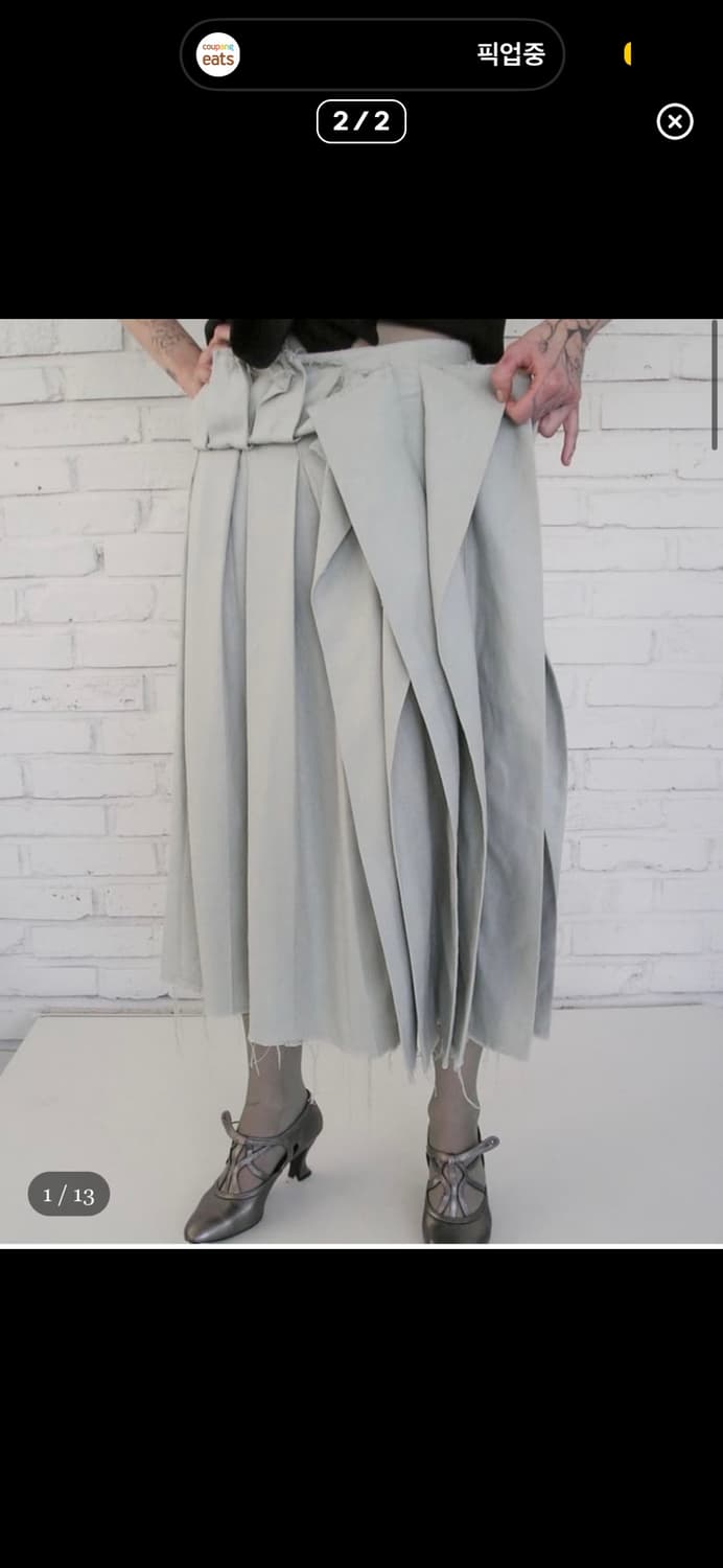 에옹쓰 2025 Offbeat pleats skirt - mint 상품이미지2