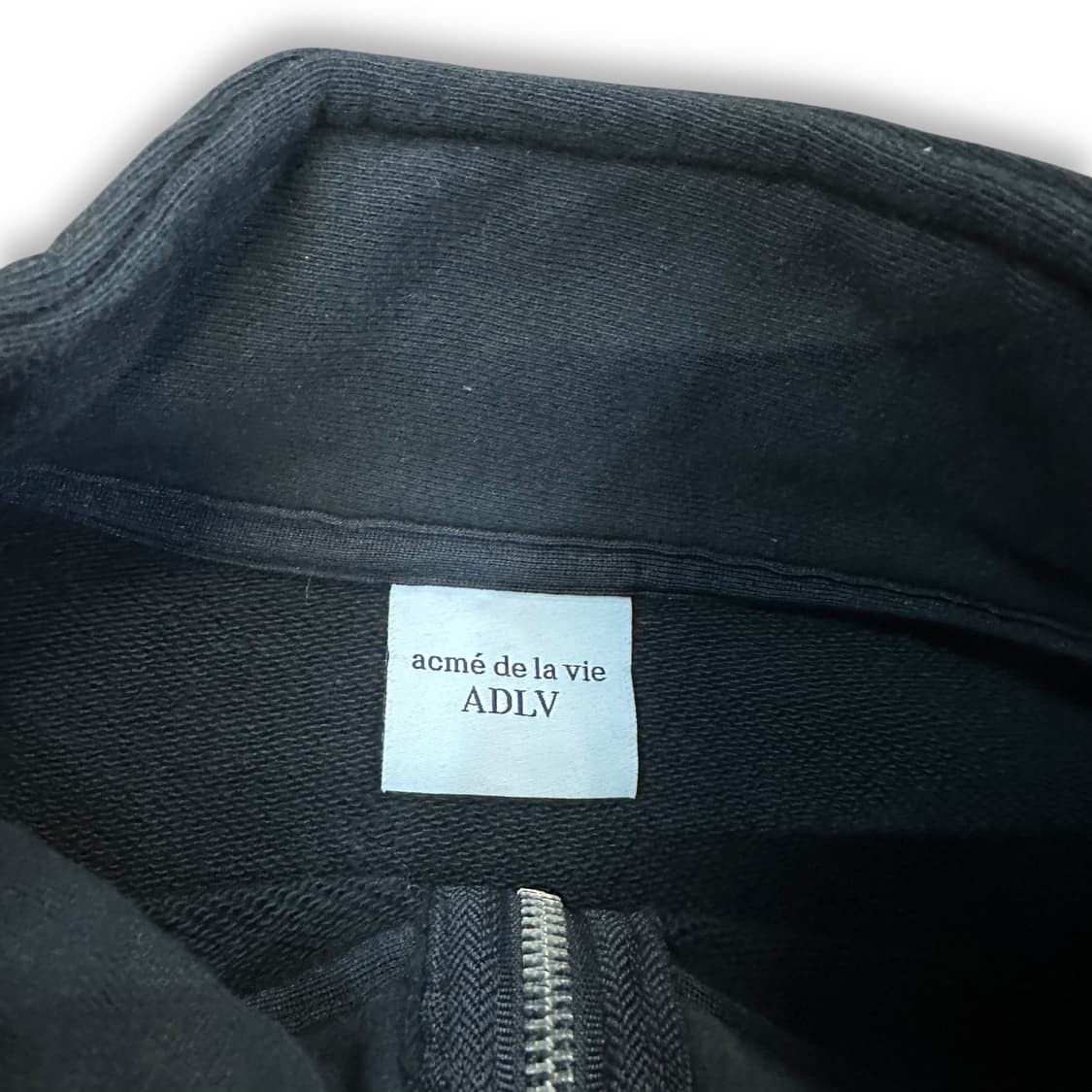 아크메드라비 크롭 맨투맨 상품이미지5