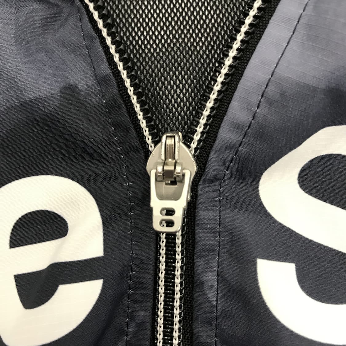 데상트 무브 스포츠 바람막이자켓 [105] 상품이미지5