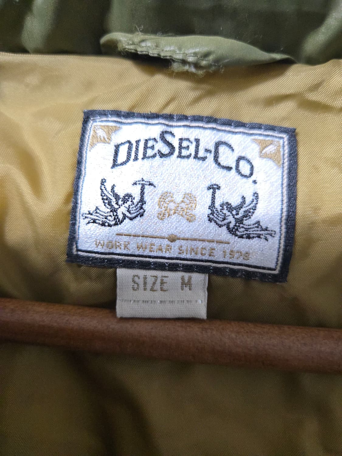 디젤 카키 나일론 다운 패딩 M95 상품이미지6