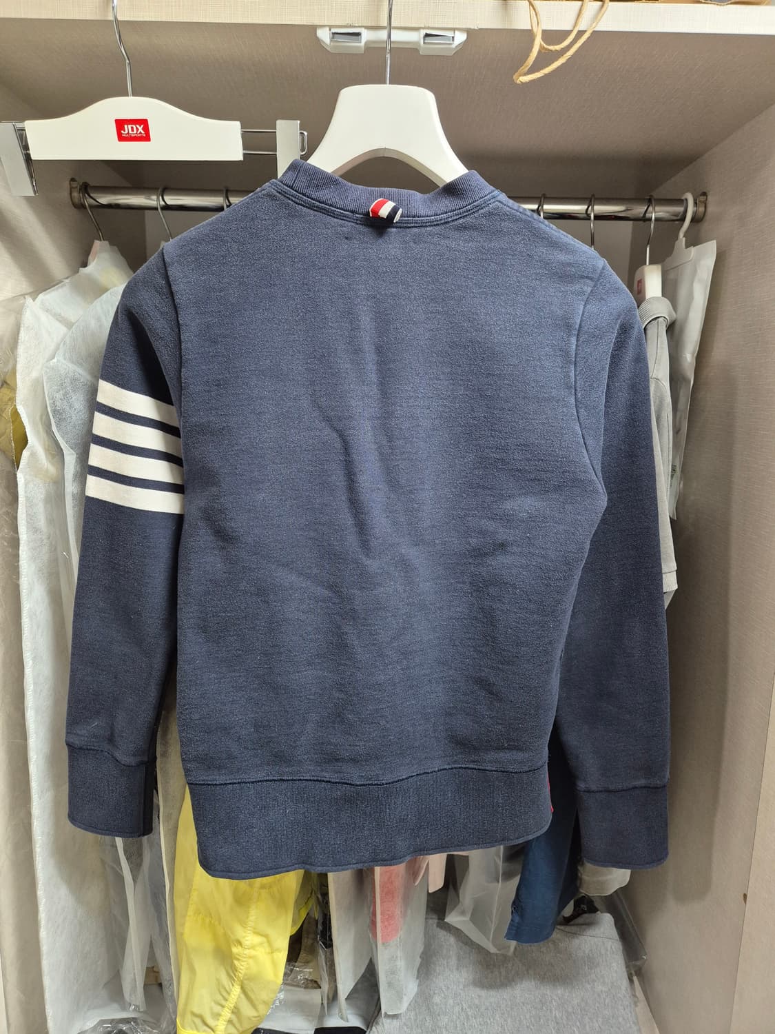 정품 톰브라운 맨투맨 2 네이비 상품이미지2