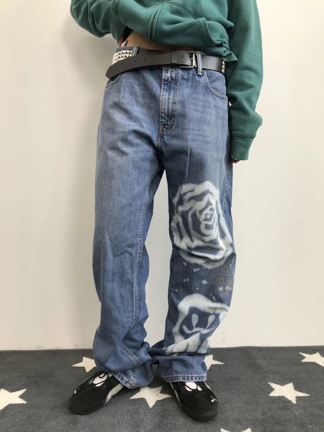 Levi’s 569 Custom Painted Denim Jeans 상품이미지1