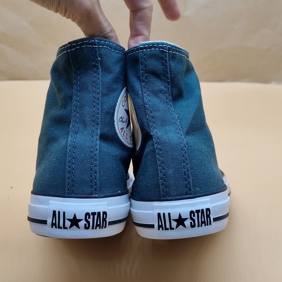 척테일러 드레곤 스캐일 하이탑240. 상품이미지4