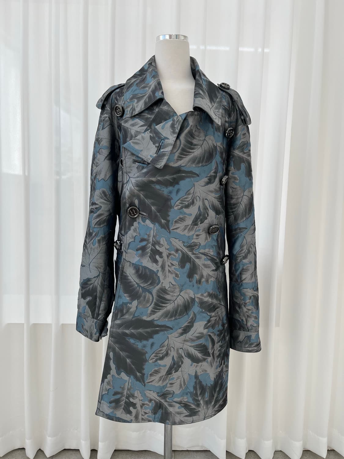 버버리 프로섬 블루 그레이 나뭇잎 패턴 트렌치코트 66(L) 상품이미지1