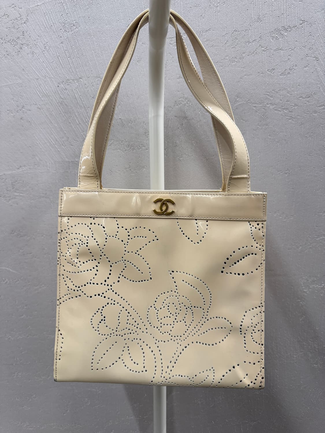 샤넬 정품 까멜리아 페이던트 빈티지 토트백 상품이미지2