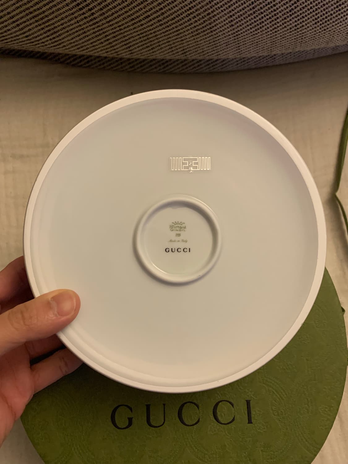 Gucci 구찌 라지 지오메트릭 G 프린트 펫 보울 (밥그릇) 상품이미지3