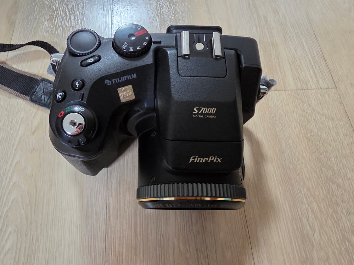후지필름 FinePix S7000 디지털 카메라 상품이미지1