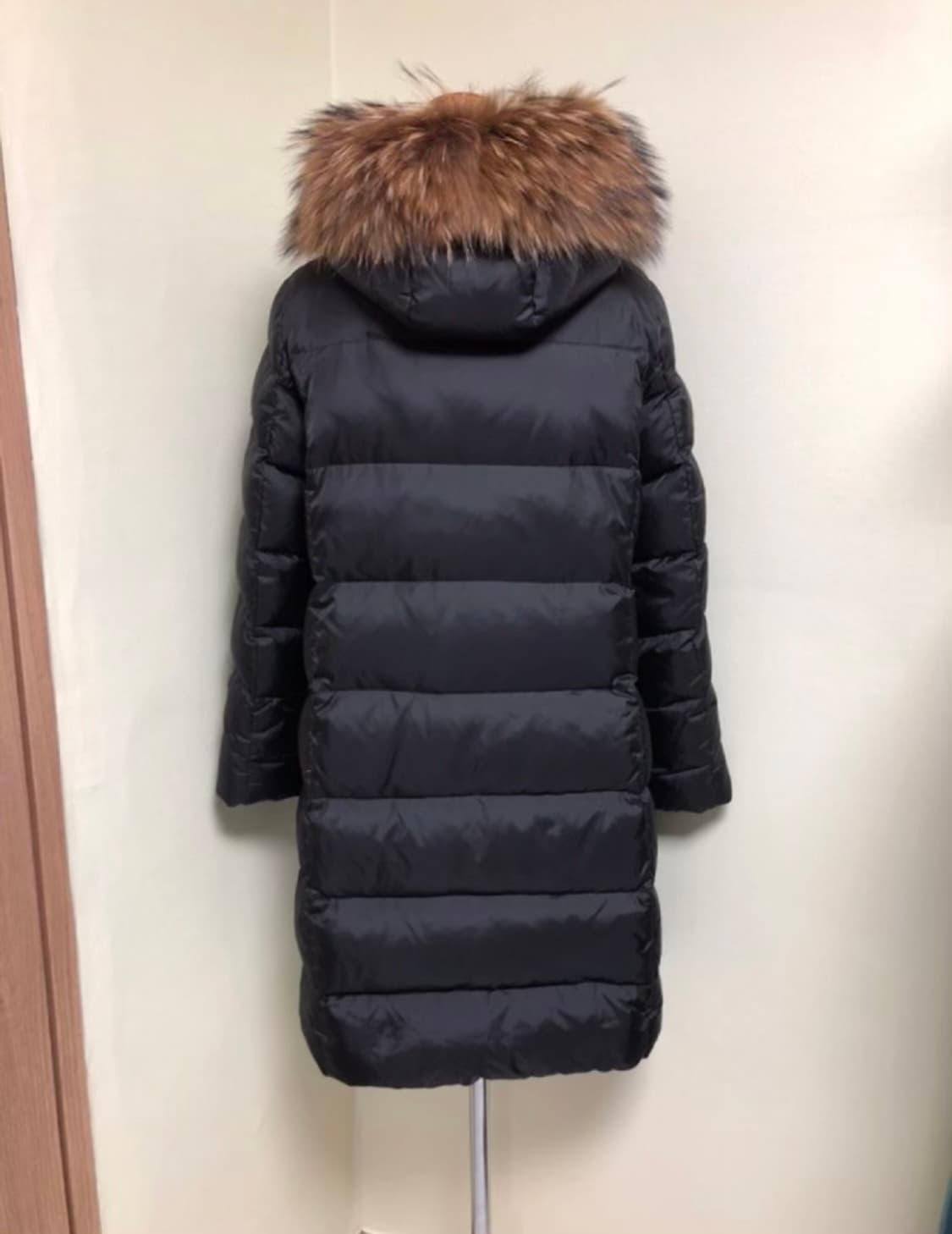리안뉴욕ㅡ구스다운 롱패딩 55/천연 라쿤퍼/새거수준 상품이미지2