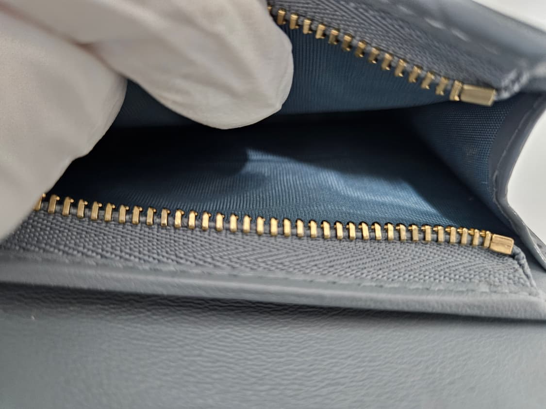 디올 레이디 까나쥬 반지갑(상태좋음 영수증포함 풀구성) 상품이미지8