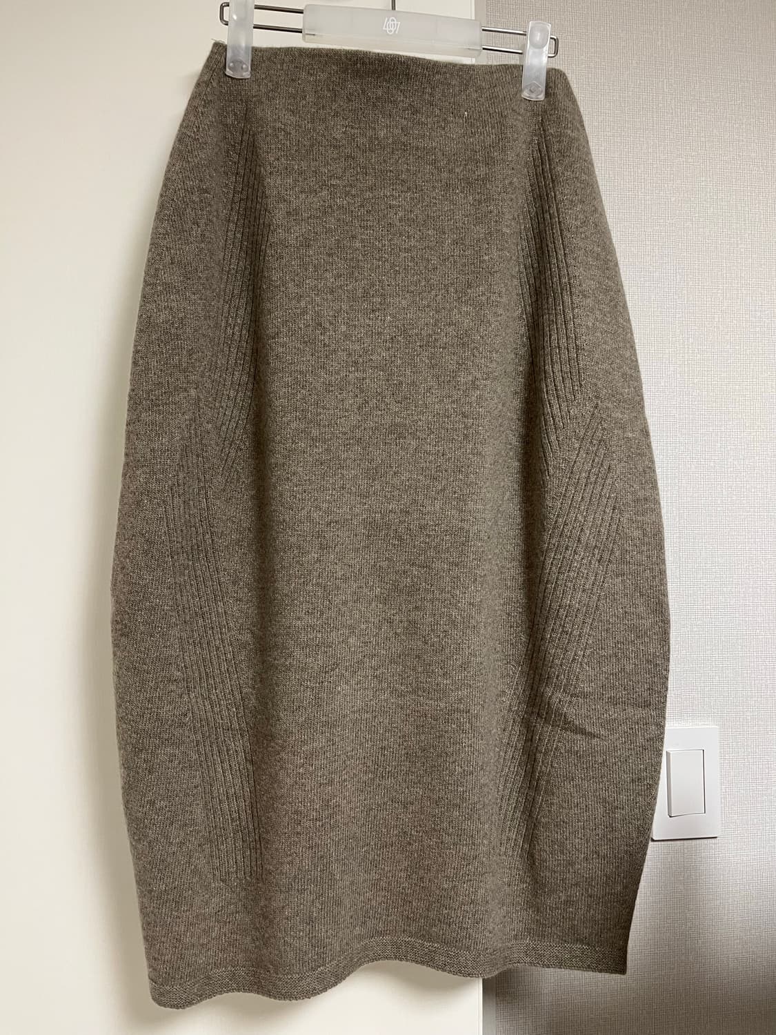 로우클래식 울 캐시미어 스커트 베이지 상품이미지6