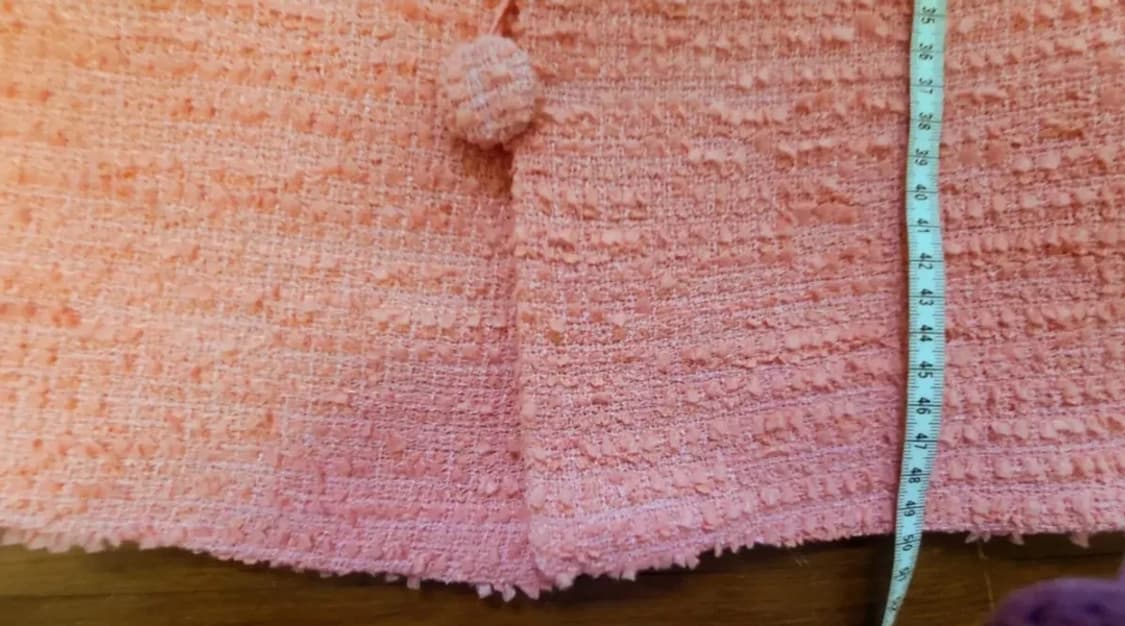 디자이너 브랜드 'YOONI(유니)'의 핑크 트위드 반팔 크롭 자켓 상품이미지3