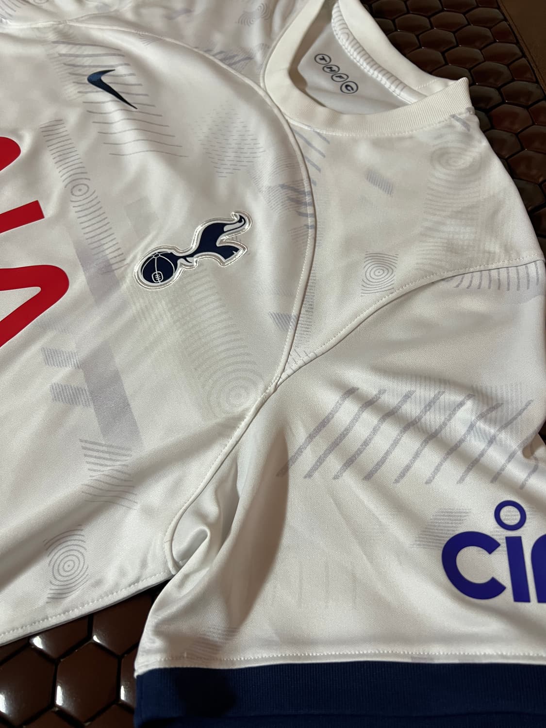 XL 토트넘23/24 홈유니폼 상품이미지2