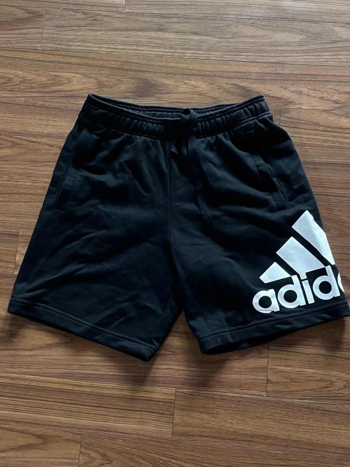 아디다스 트레이닝 반바지 M 상품이미지1