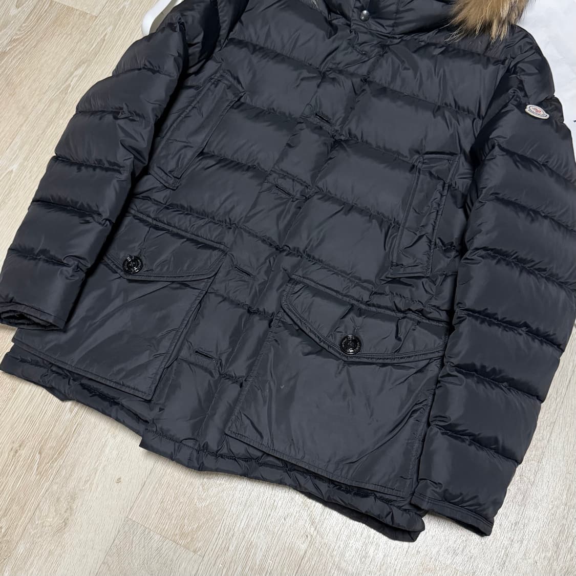 [블랙 5/새상품급] 몽클레어 클루니 패딩 블랙 풀구성 상품이미지3