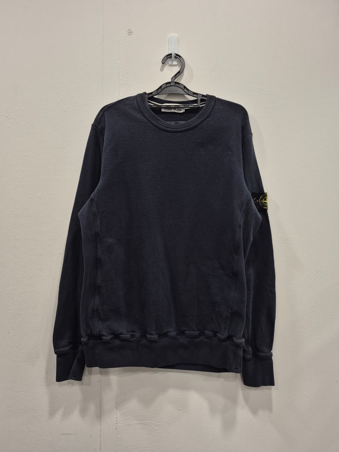 스톤아일랜드 네이비 맨투맨 티셔츠 남성 100사이즈 상품이미지1