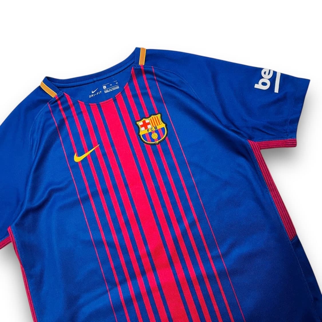 나이키 바르셀로나 17-18 홈 축구 유니폼 상품이미지2