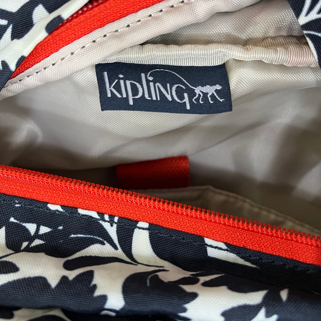 실측확인 키플링 패턴 백팩 0324M 상품이미지4