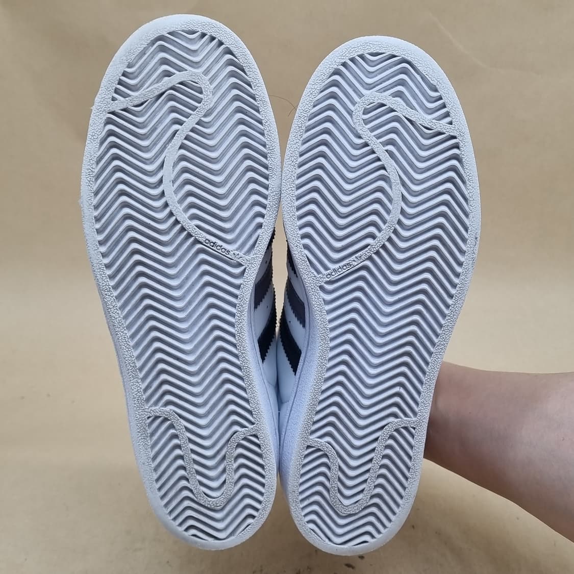 아디다스 슈퍼스타2 여성스니커즈235 상품이미지3