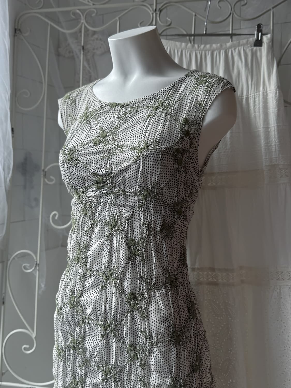 Embroidered Dot Seersucker Dress 0378 상품이미지9