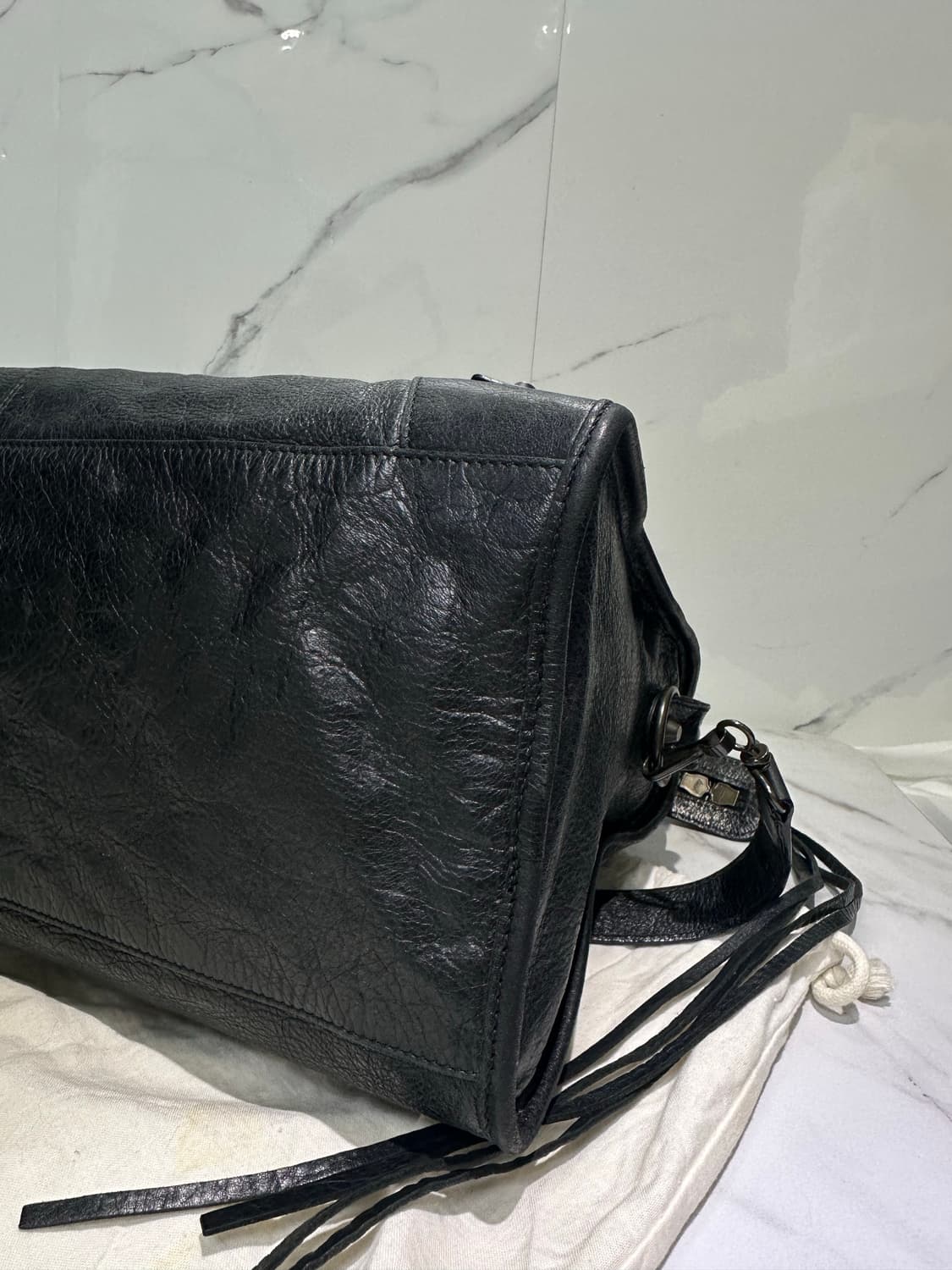 [A+ 정품] 발렌시아가 시티 모터백 파트타임 블랙 상품이미지6