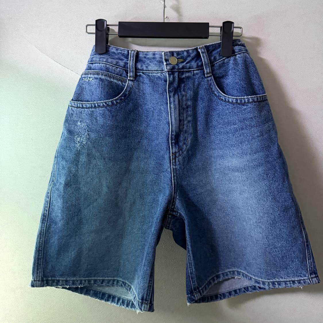 인사일런스 여성 버뮤다 데님 숏팬츠 S  상품이미지2