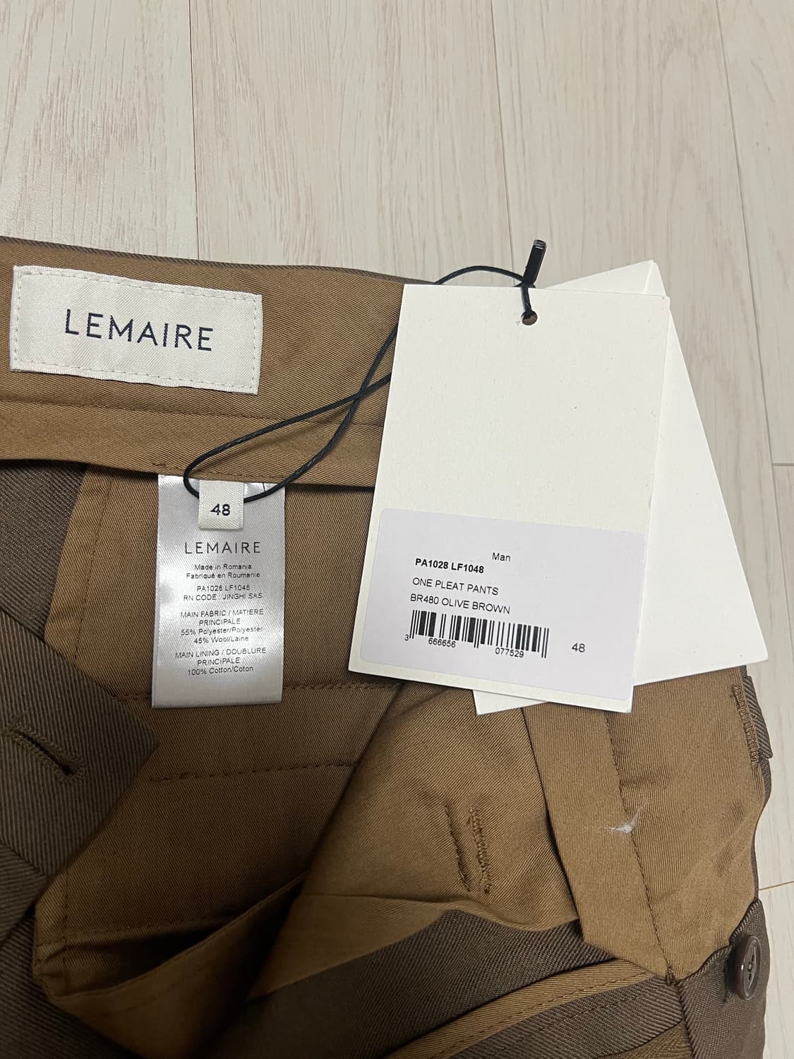 르메르 원 플릿 팬츠 판매합니다 상품이미지3