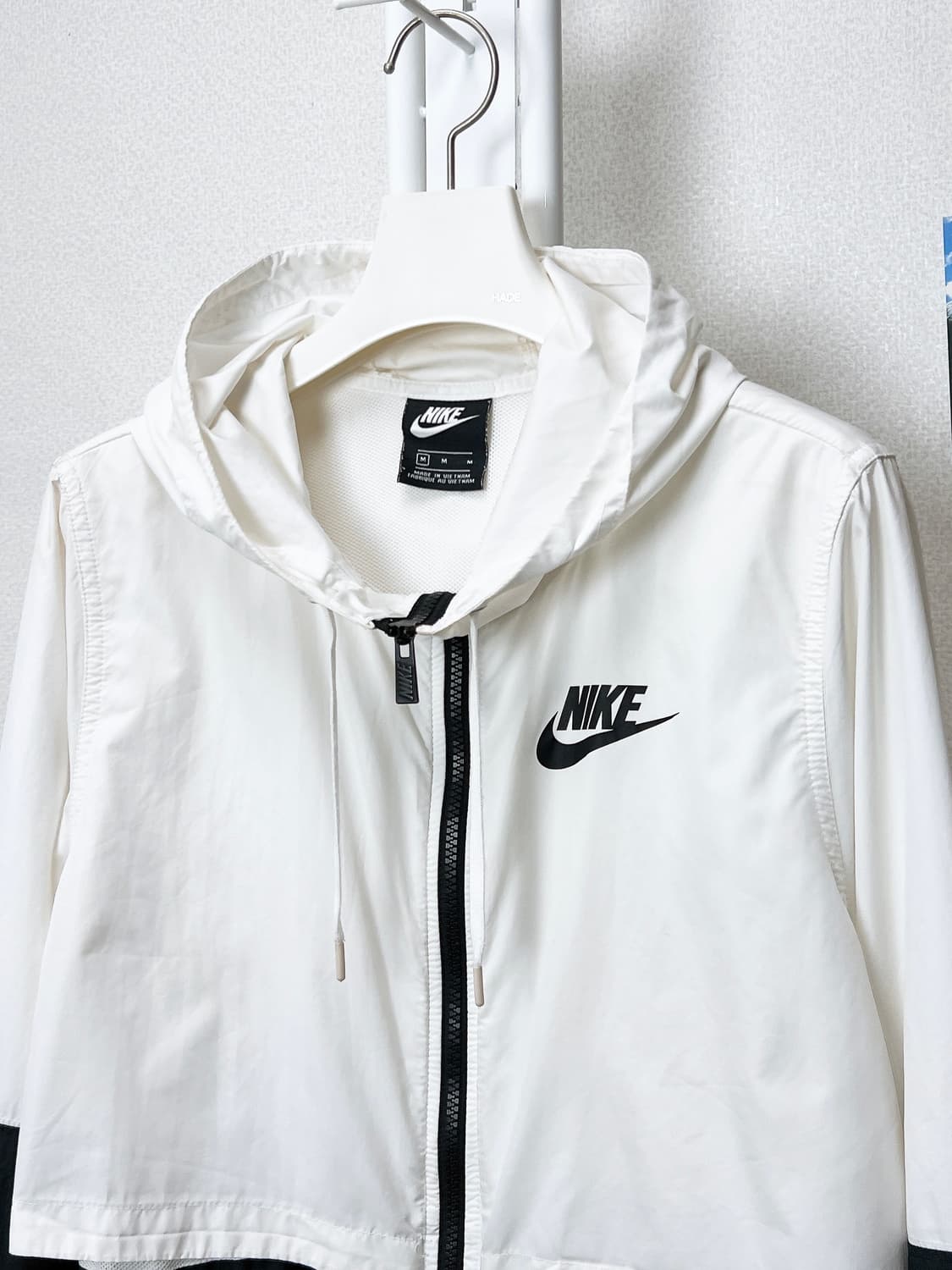 나이키 여성 윈드러너 바람막이 M 상품이미지2