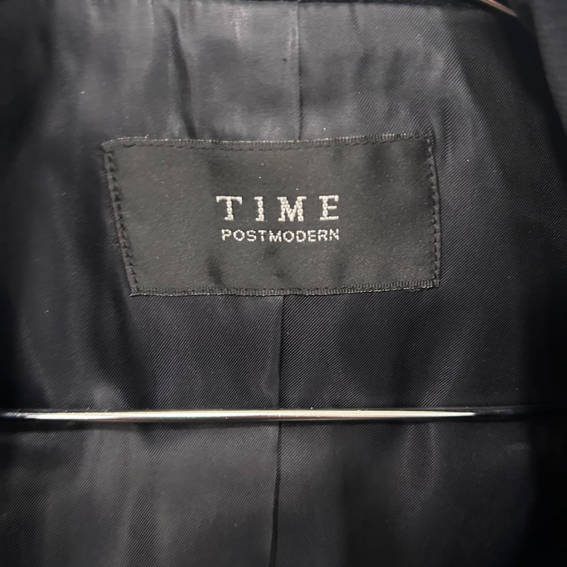 타임 포스트모던 투버튼 벨벳 크롭 블레이져 상품이미지3