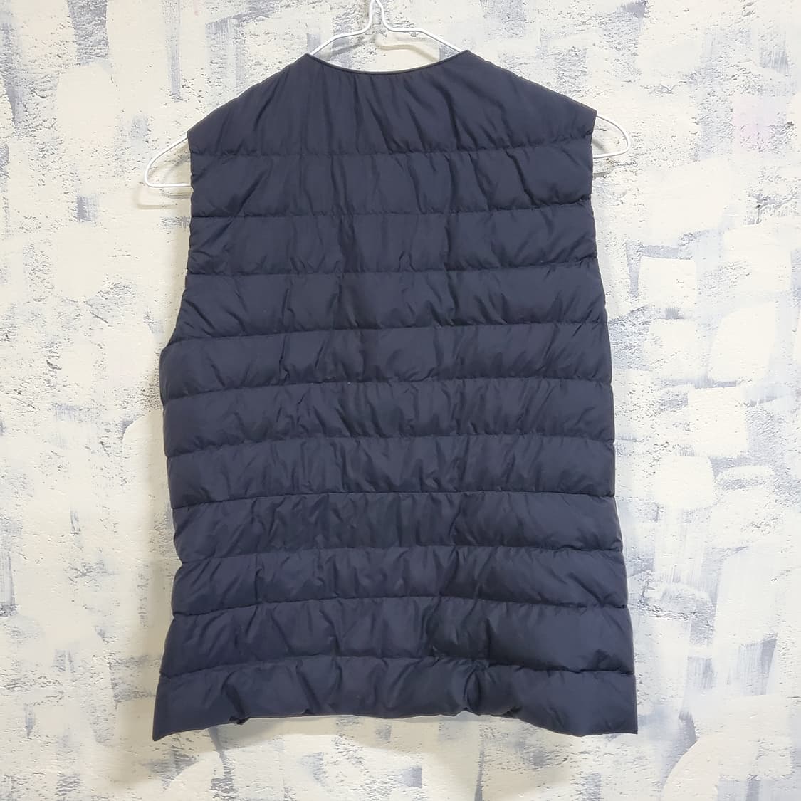 유니클로 울트라라이트다운 베스트 블랙  상품이미지2