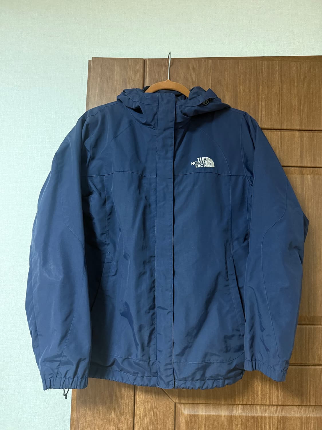 노스페이스 바람막이 상품이미지1