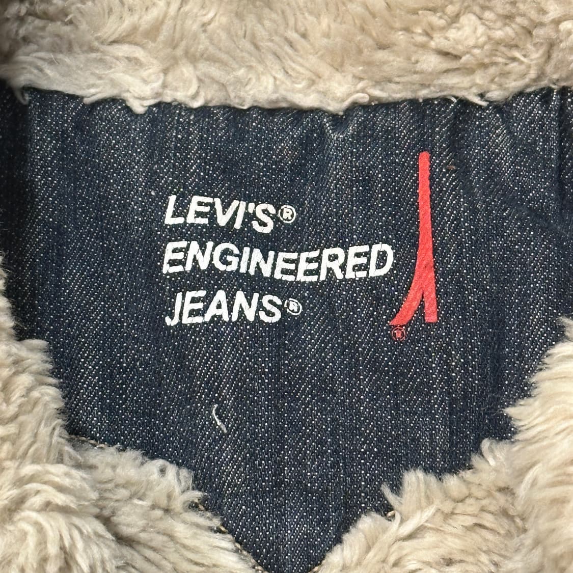 리바이스 엔지니어드 웨스턴 쉐르파 데님 자켓 (M) 상품이미지10