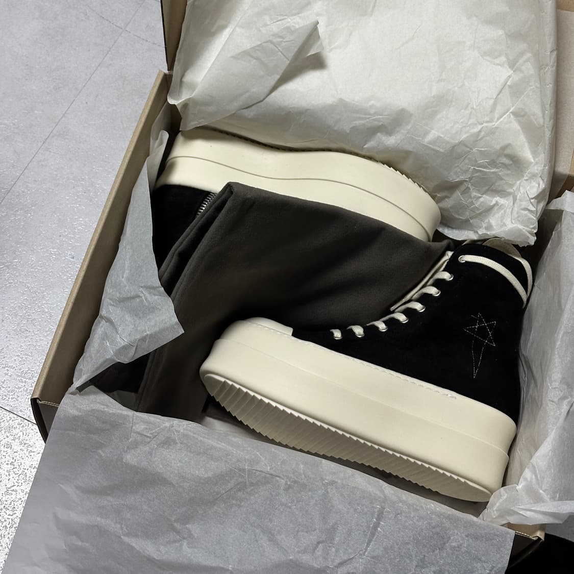 [38.5]릭오웬스 다크쉐도우 메가범퍼 스니커즈 상품이미지1