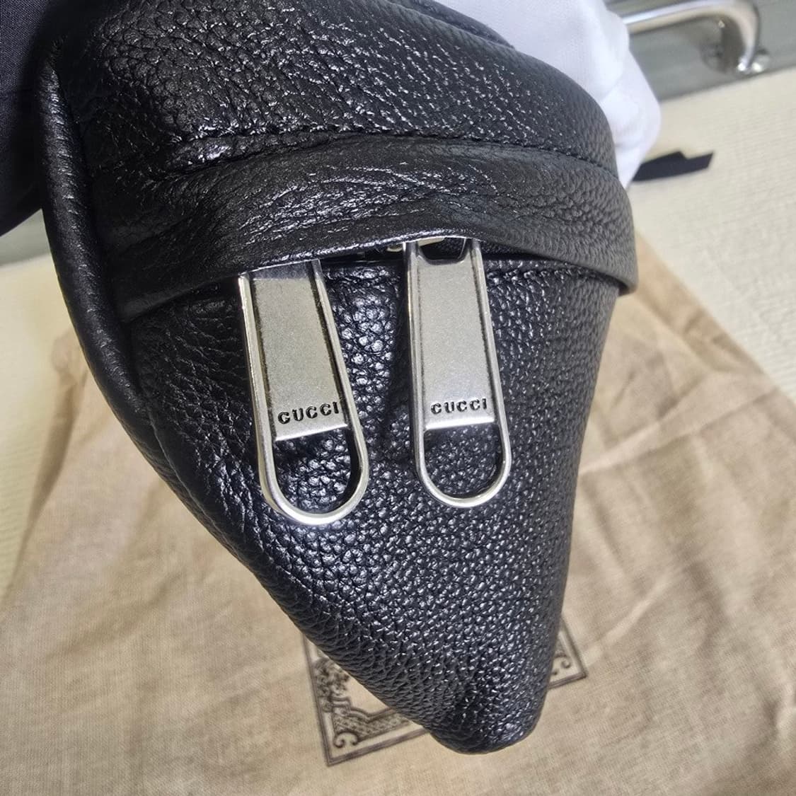 [중고/정품] 구찌 로고 벨트백 상품이미지3