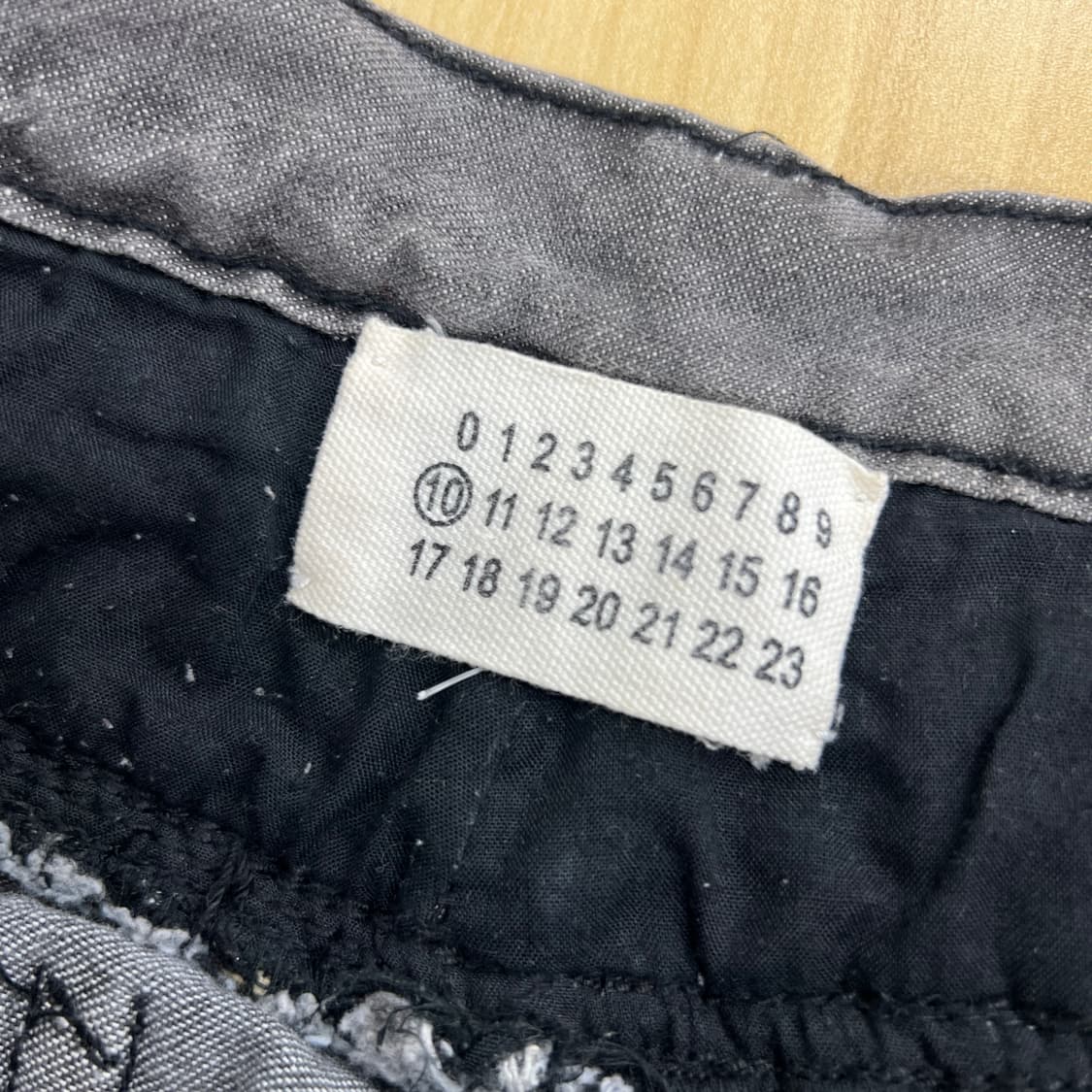 메종 마틴 마르지엘라 그레이 워싱 슬림핏 데님 팬츠 36 상품이미지3