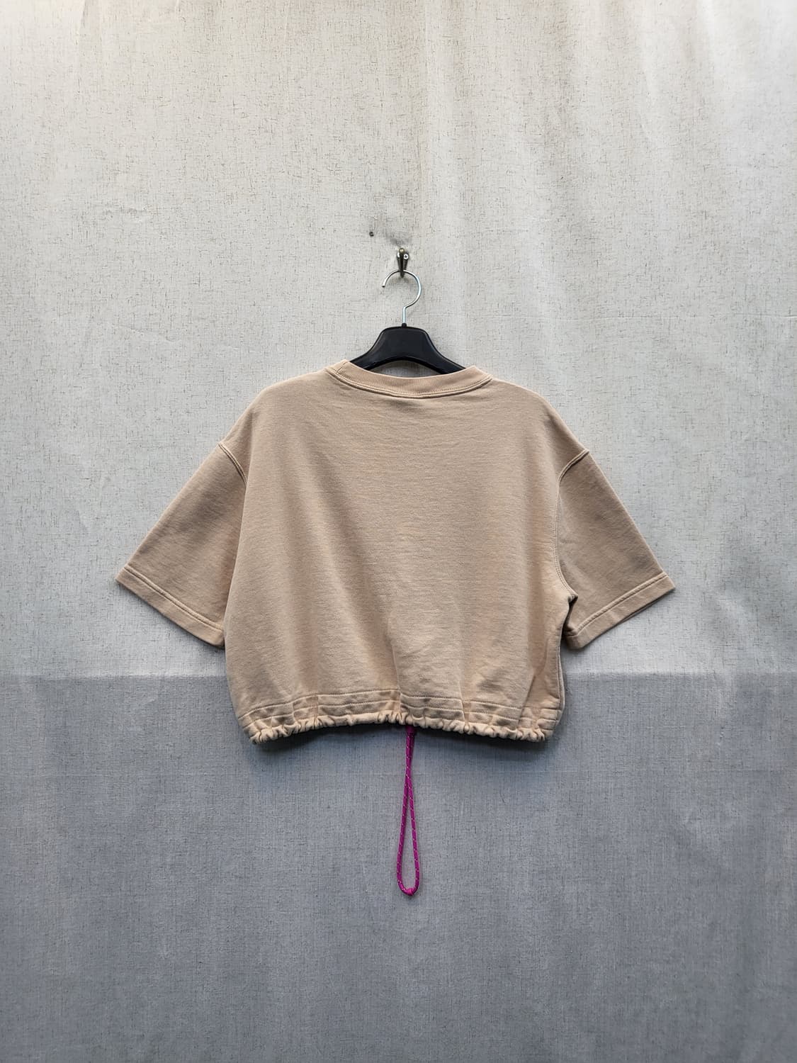 나이키 크롭 반팔티 베이지 상품이미지2