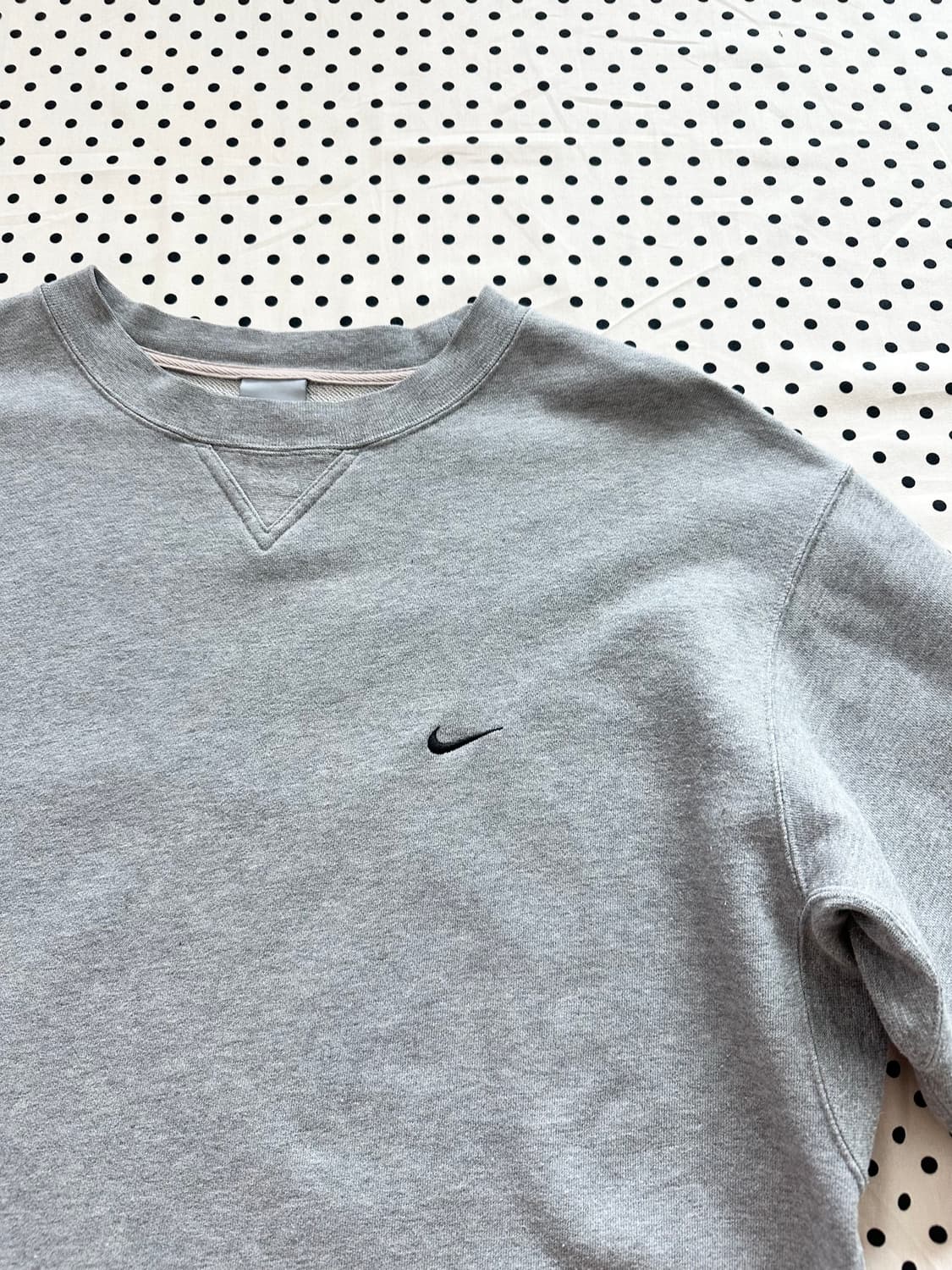 나이키 00's 스우시 스웻셔츠 맨투맨 그레이 상품이미지2