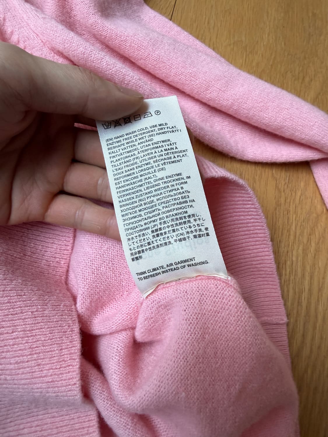 아크네 핑크니트 상품이미지3