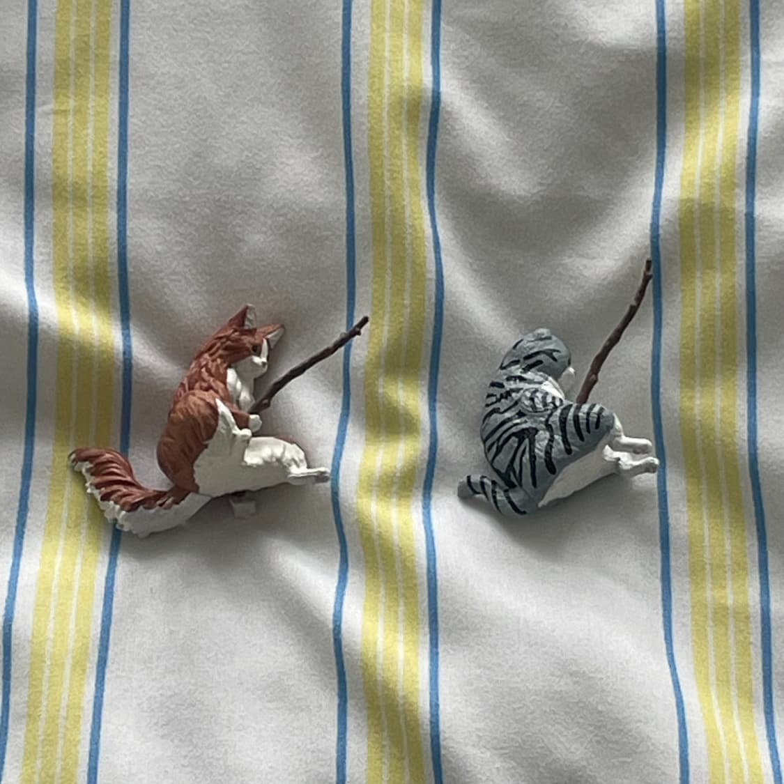 낙시 공양이 피규어 가챠 2종 세트 상품이미지1