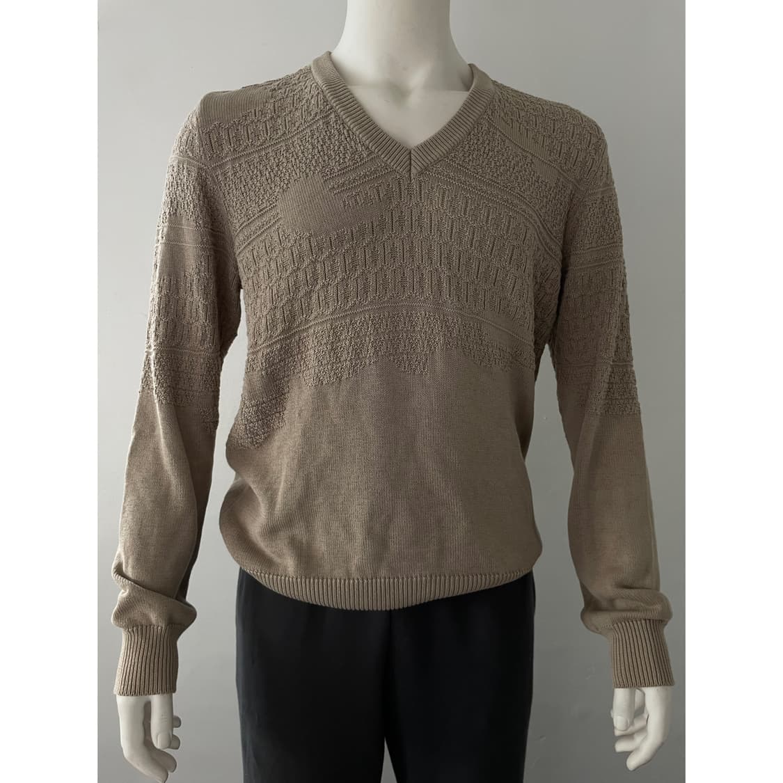 v neck pattern knit 상품이미지1