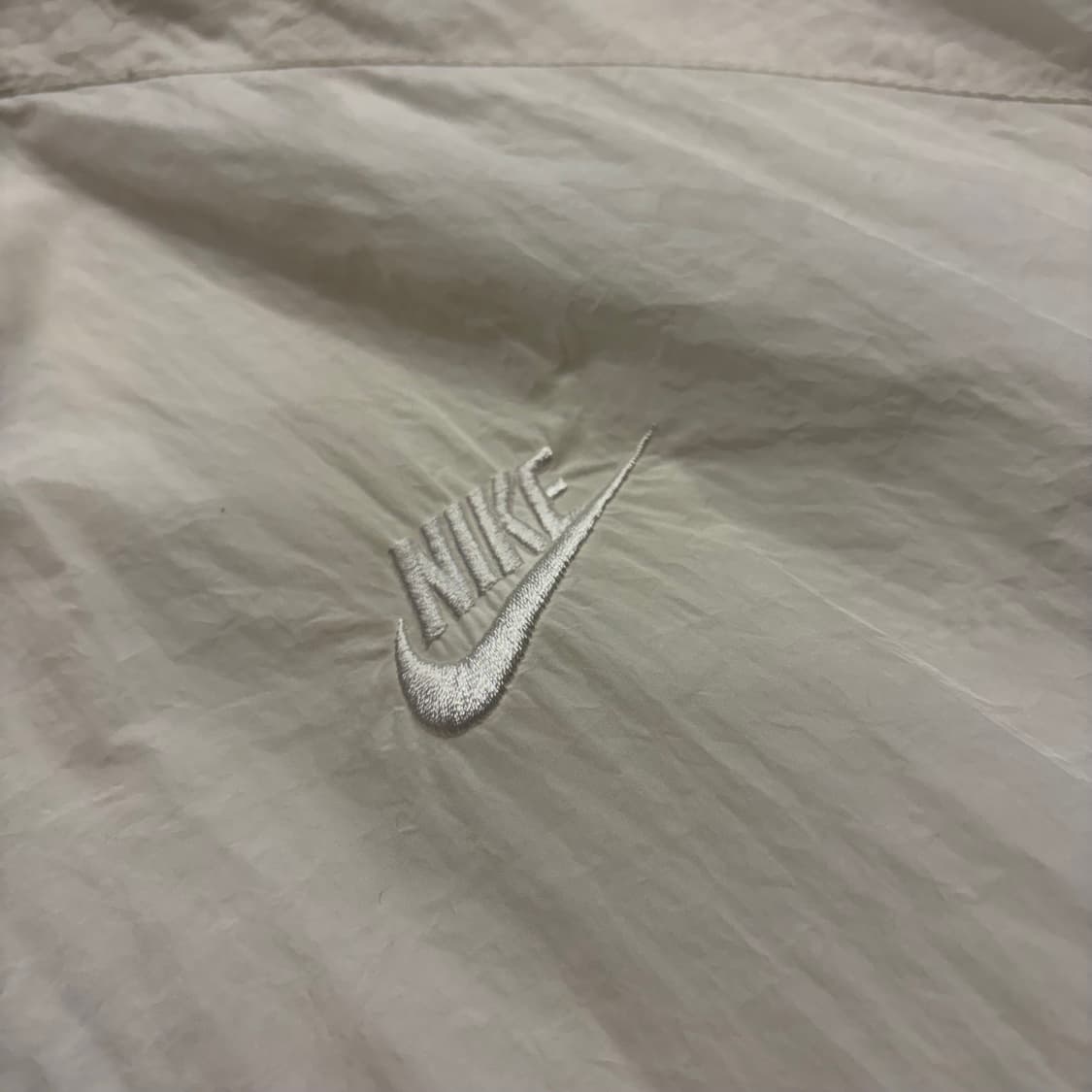 [XL] 나이키 빅스우시 우븐 바람막이 화이트 블랙 C445 상품이미지4