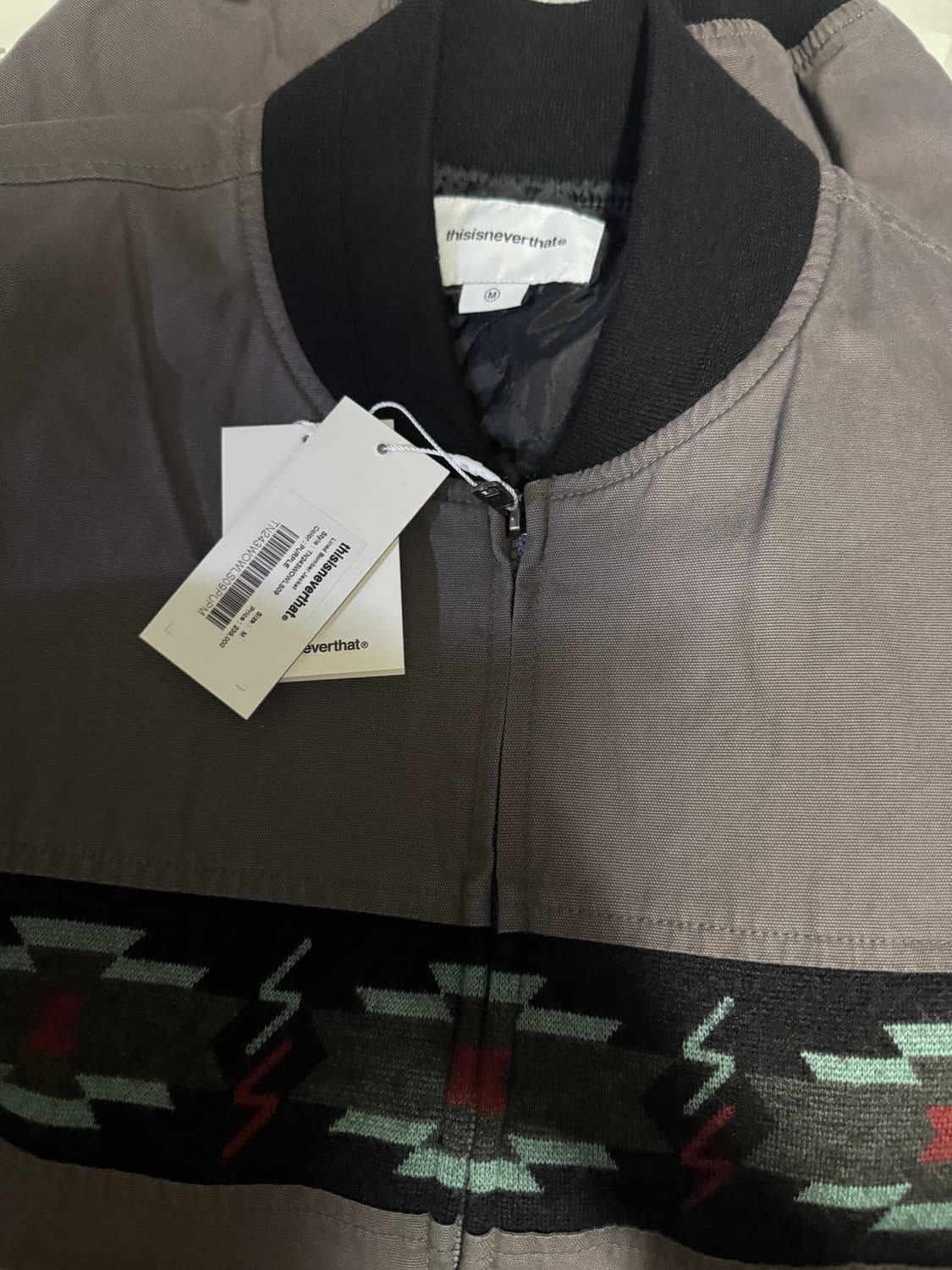 M사이즈 디스이즈네버댓 라인 봄버 차콜 상품이미지1