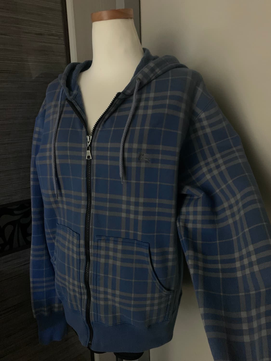 버버리 후드집업 상품이미지3