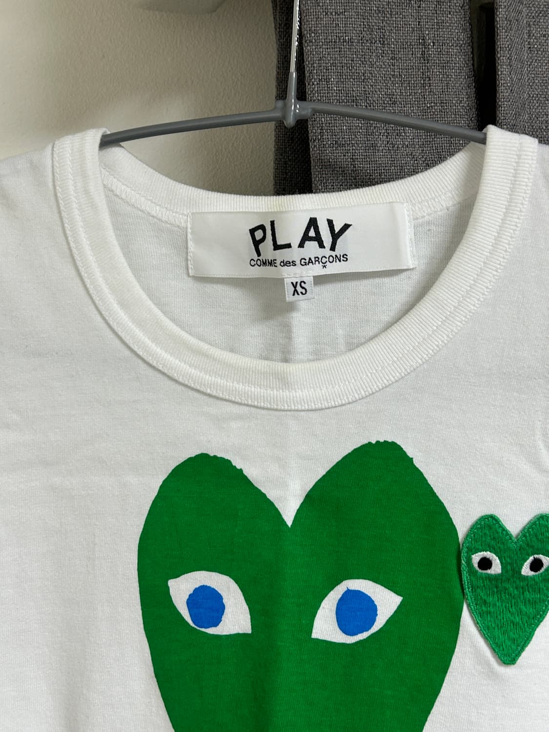 플레이 꼼데가르송 그린 더블 하트 티셔츠 상품이미지3