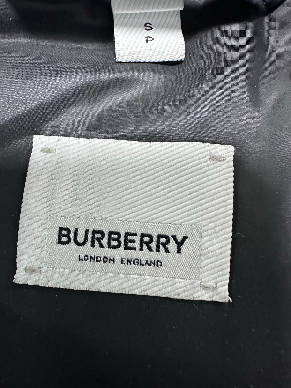 버버리 남자 롱 패딩 S 블랙 상품이미지6