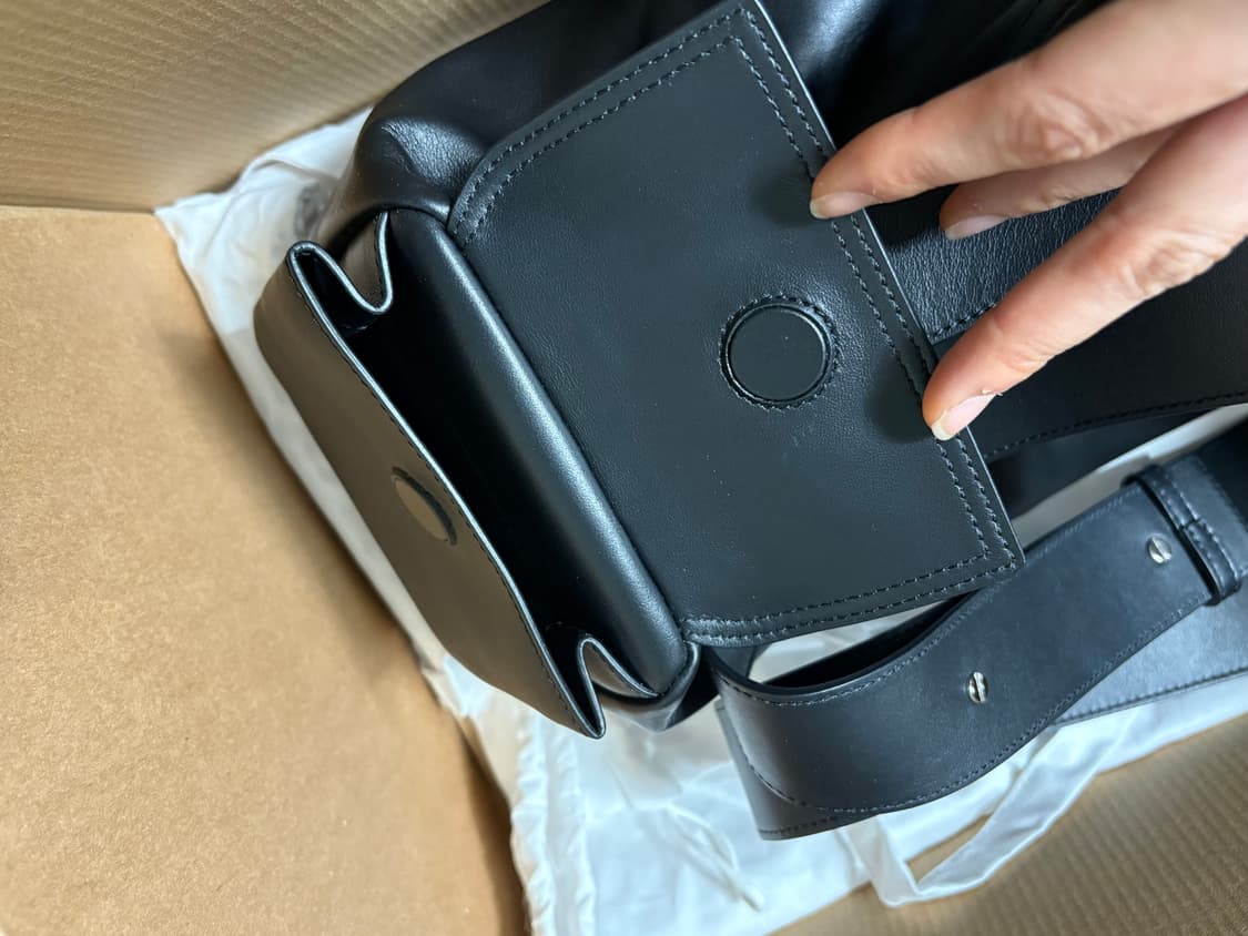 SUNNEI LABAULETTO TWISTED Bag (가격제안받아요~) 상품이미지8