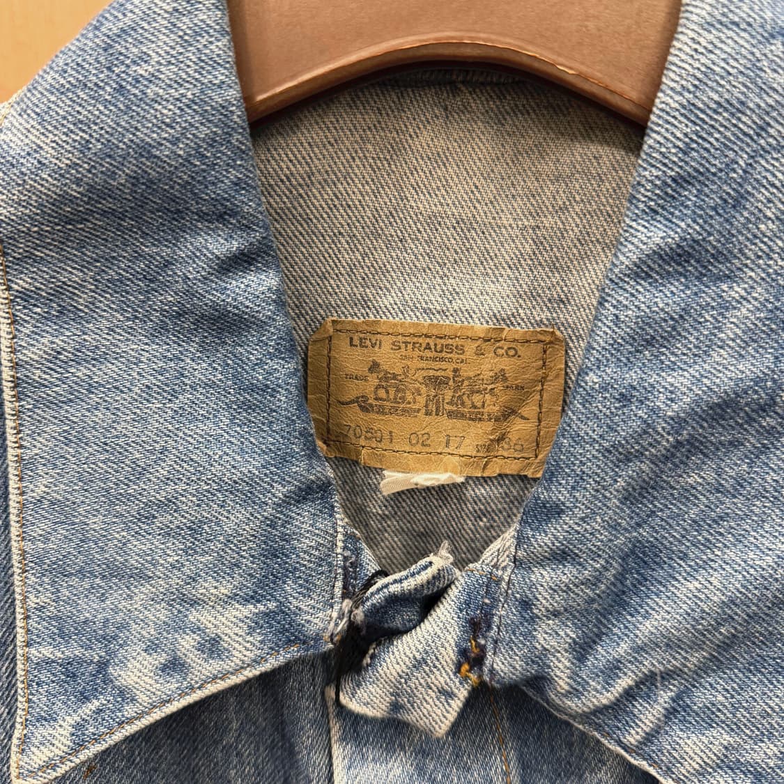 리바이스 데님 베스트 스터드 포켓 크롭 빈티지 디테일 블루 상품이미지7