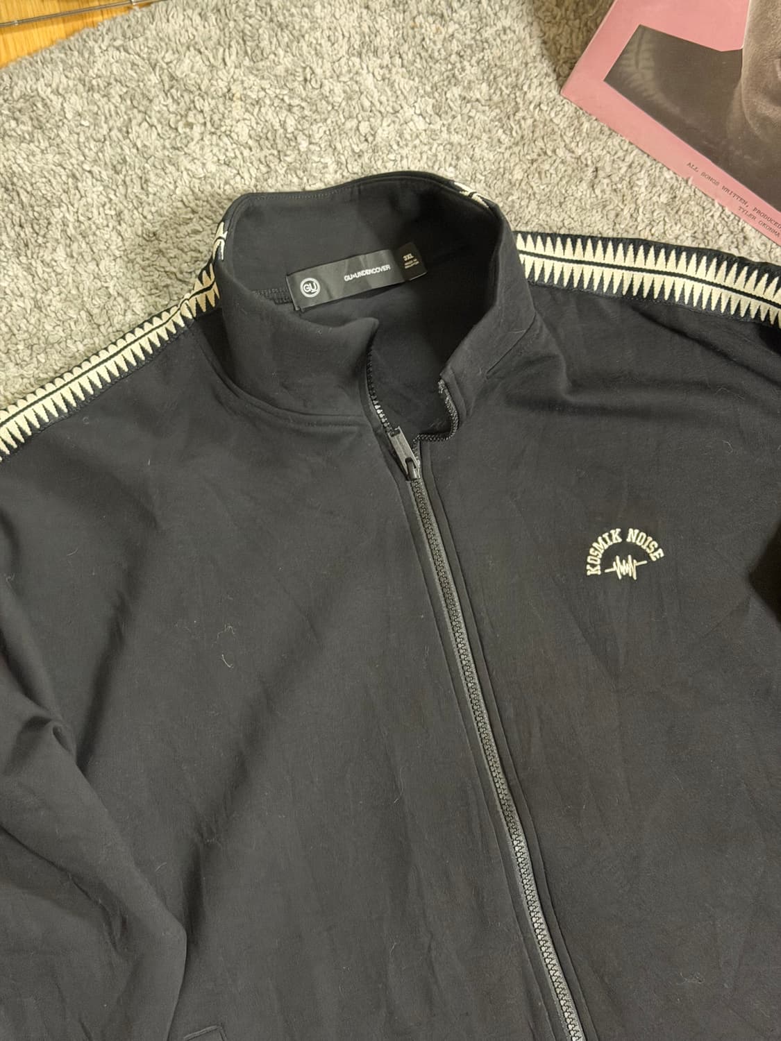 언더커버 x GU 트랙자켓 상품이미지3